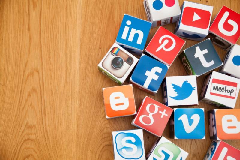 سوشل میڈیا وزن کم کرنے میں مددگار: نئی تحقیق