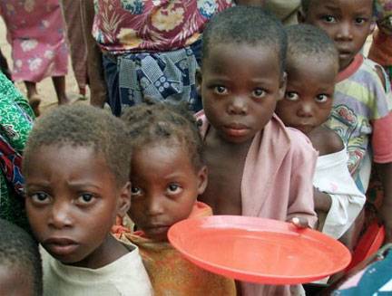 تین افریقی ملکوں میں 14 لاکھ بچے ناقص غذائیت کا شکار