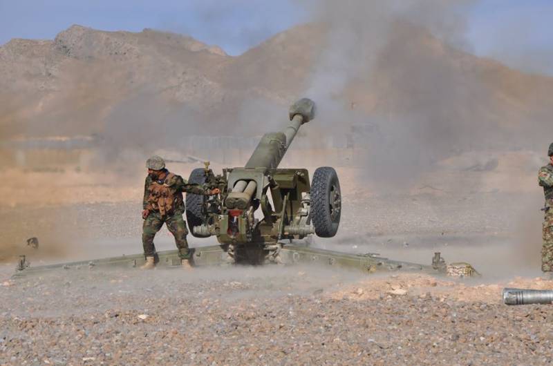  افغانستان نے بھاری توپ خانہ اور تازہ دم دستے پاکستانی سرحد کے قریب پہنچا دیئے