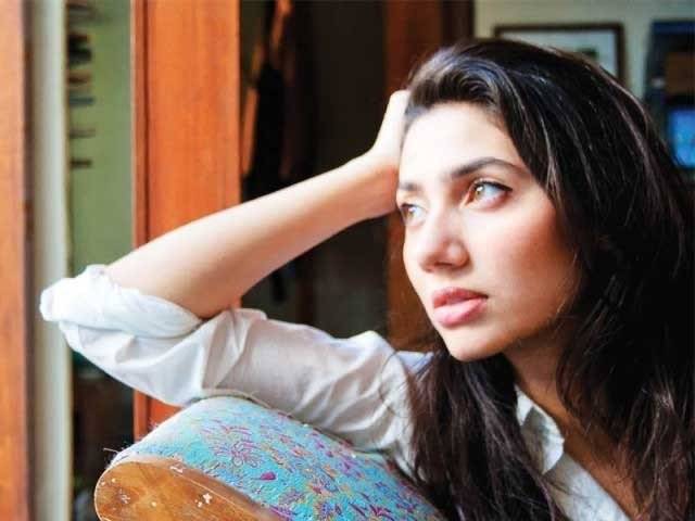 اداکارہ ماہرہ خان کی پہلی فلم نے بھارت میں کھڑکی توڑ بزنس کیا لیکن اس کے باوجود اداکارہ افسردہ ہیں