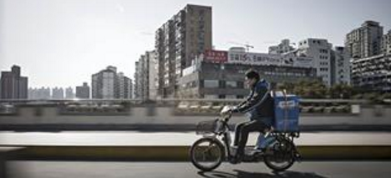 لوگوں کو گھر پر اشیا فراہم کرنے والا چین کا امیر ترین شخص بن گیا