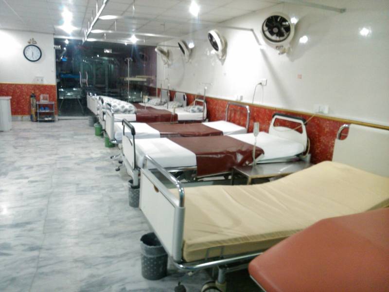 جنرل ہسپتال کا 25بستروں پر مشتمل عارضی ہسپتال آج سے پیر تک قذافی اسٹیڈیم میں فنکشنل رہے گا 