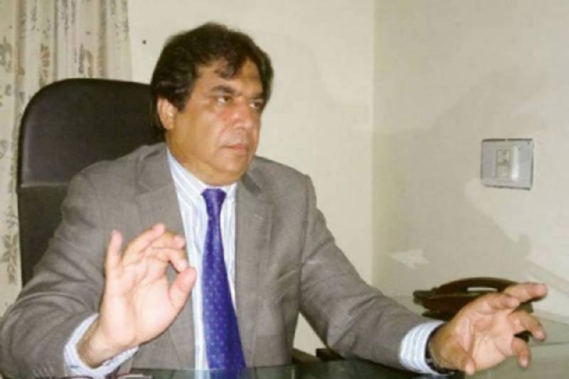 پانامہ کیس میں سپریم کورٹ کا ہر فیصلہ قبول کر یں گے،حنیف عبا سی