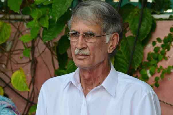 پرویز خٹک کا پشاور زلمی کی ٹیم کیلئے 2 کروڑ روپے انعام کا اعلان