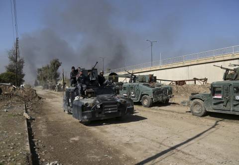 عراقی فوج نے موصل میں حکومتی ہیڈ کوارٹرز پر قبضہ کر لیا