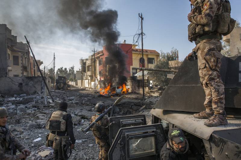 موصل کی شاہراہوں پر لاشوں کے انبار ، شہری ملبے تلے دب گئے