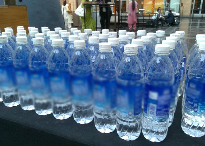 لاہورکو منرل واٹر فراہم کرنے والی 24 کمپنیوں کا پانی مضر صحت قرار