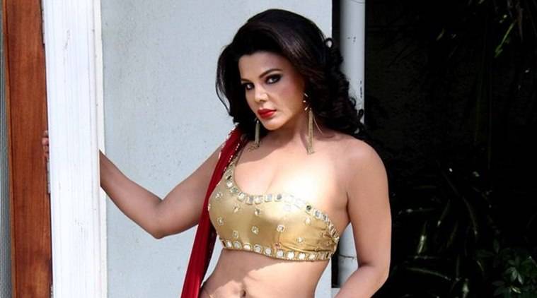 راکھی ساونت کی شرمناک ویڈیو انٹرنیٹ پر لیک ہونے کے بعد وائرل ہوگئی 