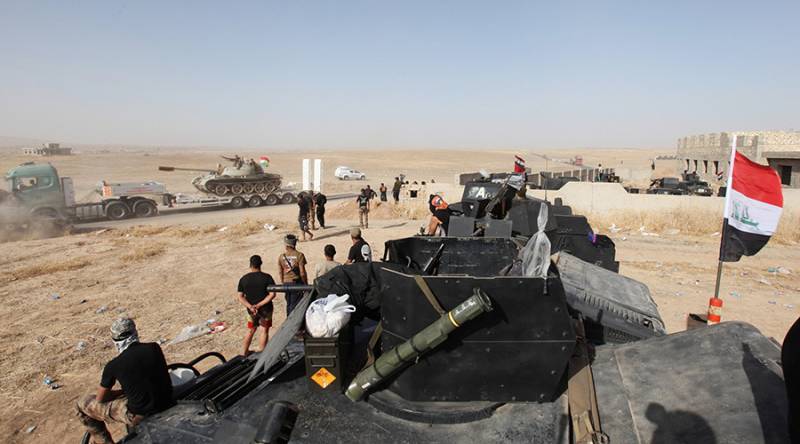 عراقی فوج کے گھیرے میں آئے ہر دہشتگرد کو چن چن کر مار دیا جائے گا: امریکی کمانڈر‎