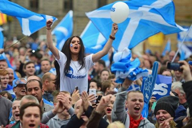 اسکاٹش عوام کا برطانیہ سے علیحدگی کیلئے ایک اور ریفرنڈم کرانے کا منصوبہ‎
