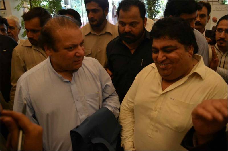 وزیراعظم نے خیال داس کوہستانی کو وزن کم کرنے کا مشورہ دے ڈالا