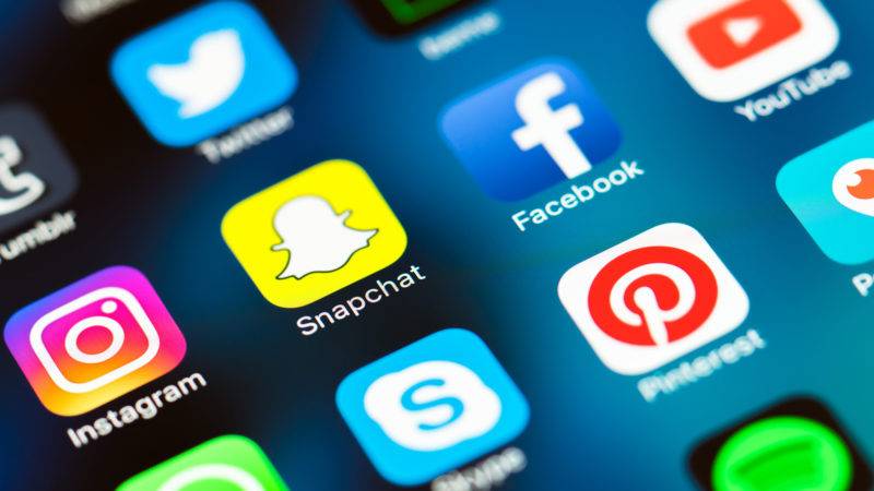 سوشل میڈیا کا زیادہ استعمال دماغی توازن کیلئے خطرناک ہوسکتا ہے
