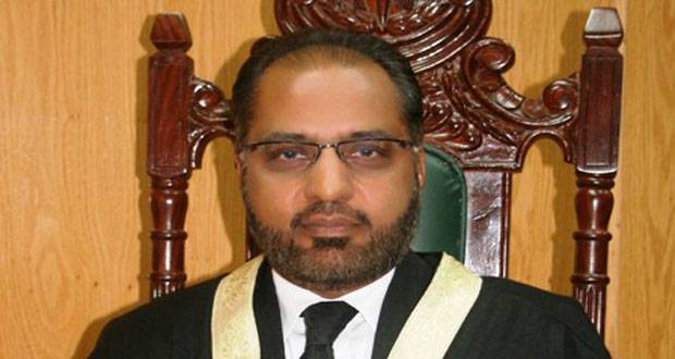 سوشل میڈیا کے مالک پاکستان کے خلاف جنگ شروع کر دیں تو کیا کریں گئے،جسٹس شوکت حسین صدیقی