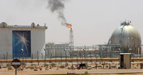 کویت اور سعودی عرب کا خافجی فیلڈز سے تیل کی پیداوار دوبارہ شروع کرنے کا فیصلہ