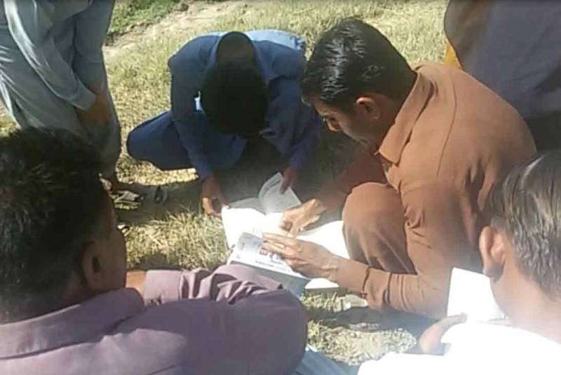 گھوٹکی:9ویں جماعت کا انگلش کا پرچہ وقت سے پہلے ہی آؤٹ