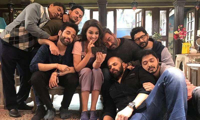  فلم گول مال کی ٹیم پرینیتی کے گانے کو سُن کر سونے پر مجبور ہوگئی