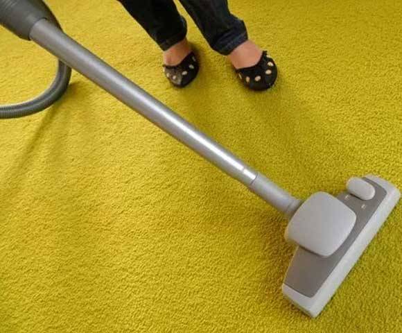 قالین کو صاف رکھنے کے آسان اور گھریلو طریقے