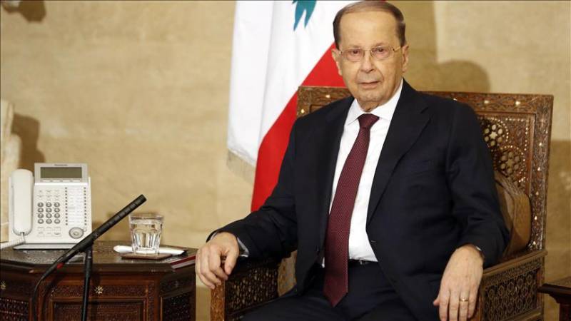 یاد گار گروپ فوٹو بنواتے ہوئے لبنانی صدر گر گئے 
