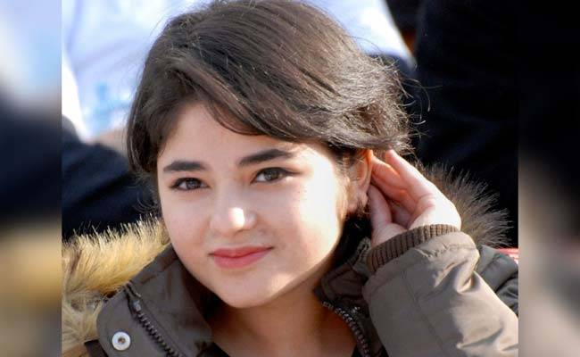 زائرہ وسیم ”دنگل“ سے بہترین معاون اداکارہ کا ایوارڈ ملنے پر خوش