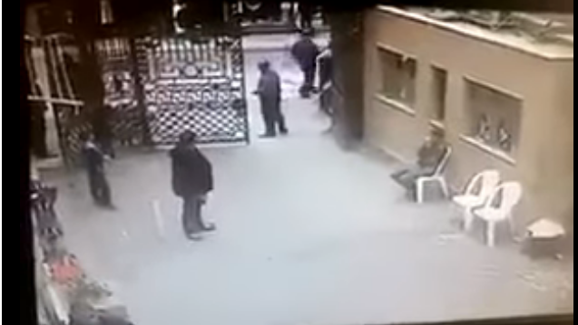 چرچ میں ہونے والے دھماکے کی سی سی ٹی وی فوٹیج سامنے آگئی 