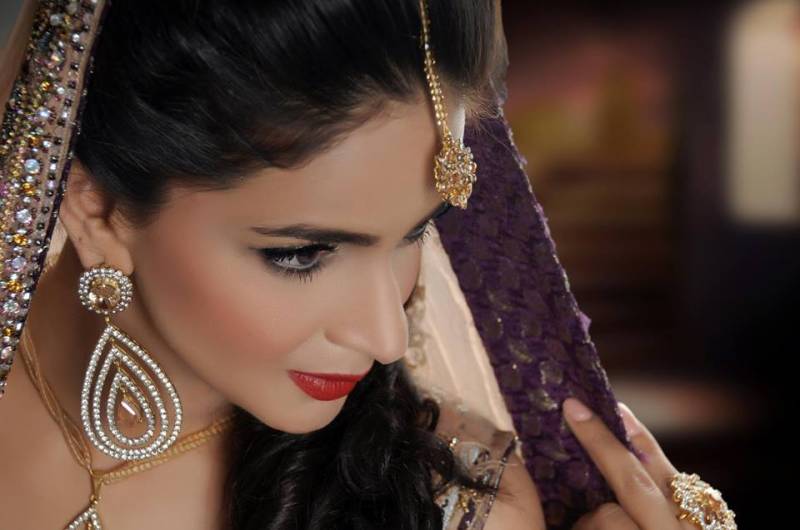 صبا قمر بالی ووڈ میں کام کرنے پر خوش اور پر امید