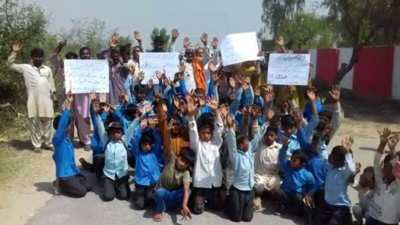 جلال پوربھٹیاں میں بھٹہ خشت مزوروں کے سینکڑوں بچے وزیر اعلی پنجاب کی سکیم سے محروم 