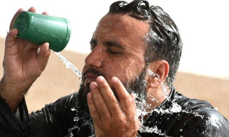 سورج کا جوش کم ہوا نہ گرمی کازور ٹوٹا ،محکمہ موسمیات نے بھی خبردار کردیا