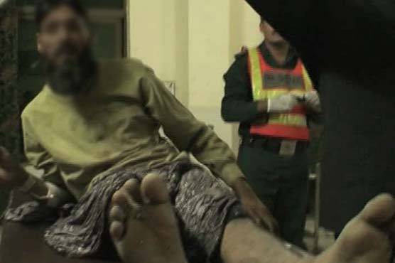 بورے والا:اوباش لڑکوں کا امام مسجد پر بہیمانہ تشدد،ہسپتال پہنچا دیا