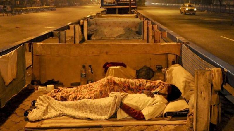 بھارت میں گرمی کی شدید لہر کے باعث 40افراد ہلاک،پارہ 45درجہ سینٹی گریڈ تک پہنچ گیا