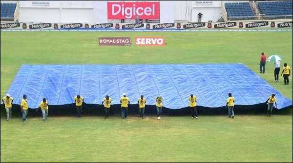 پہلے ٹیسٹ کا دوسرا دن بارش کی وجہ سے متاثر 