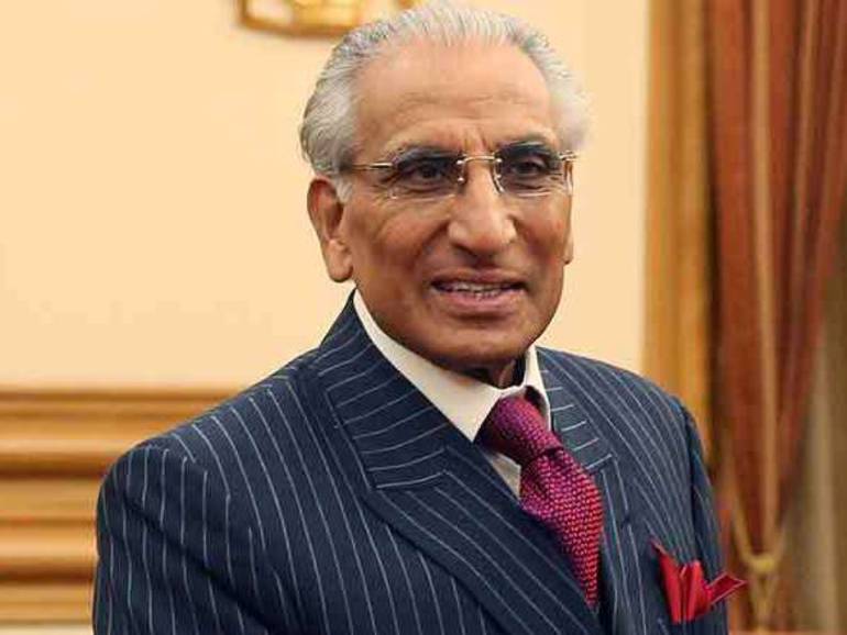 وزیر اعظم نے طارق فاطمی کو برطرف کرنے کی منظوری دے دی