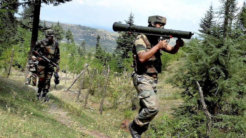 مقبوضہ کشمیر کے ضلع کپواڑہ میں بھارتی فوجی کیمپ پر حملہ