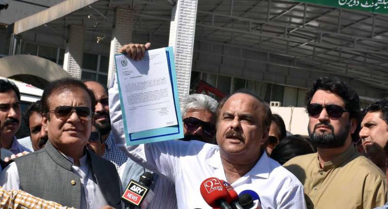 پی ٹی آئی ارکان کو پی آئی ڈی میں داخلے سے روک دیا گیا