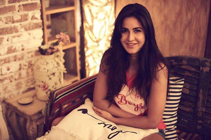  فیس بک پر اپنا آفیشل اکاؤنٹ بنانے کے بعد اب کترینہ کیف انسٹاگرام کی دنیا میں بھی داخل 