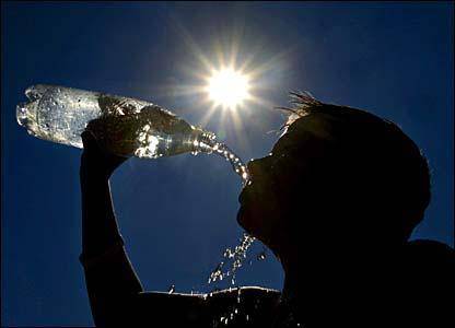 گرمی میں تپش سے محفوظ رہنے کا طریقہ