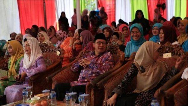 انڈونیشیا: کم عمری کی شادیوں کے خلاف خواتین علما کا فتویٰ