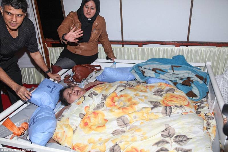 نصف ٹن وزنی مصری لڑکی کے لیے بھارتی ڈاکٹرز کو پولیس بلانا پڑ گئی