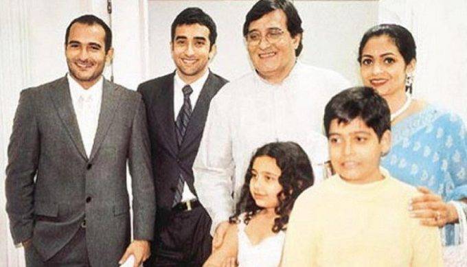 ونود کھنہ نے کینسرکو6 سال تک کیوں چھپایا؟