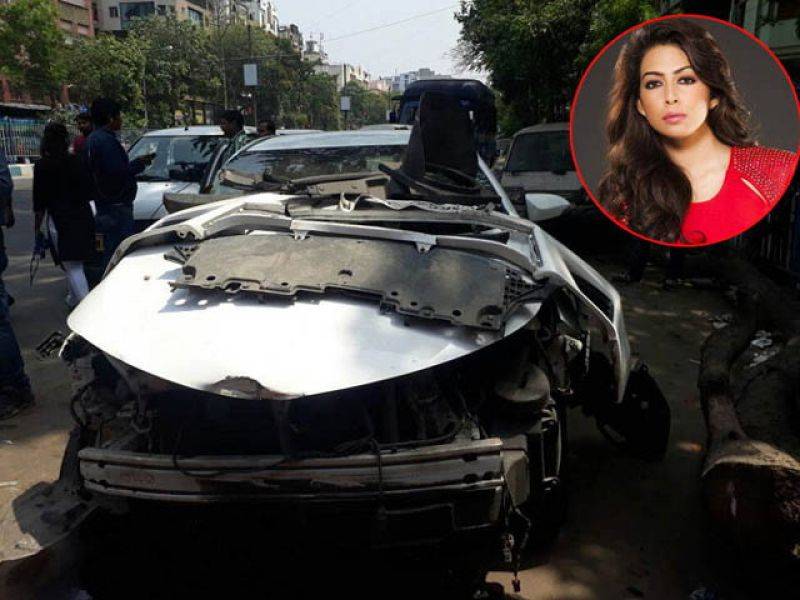 بھارتی ماڈل و اداکارہ سونیکا چوہان آج صبح ایک کار حادثے میں ہلاک ہو گئیں