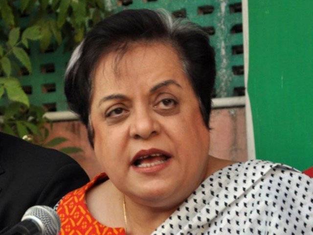 شریں مزاری نے وزیر اعظم سے معافی کا مطالبہ کر دیا 