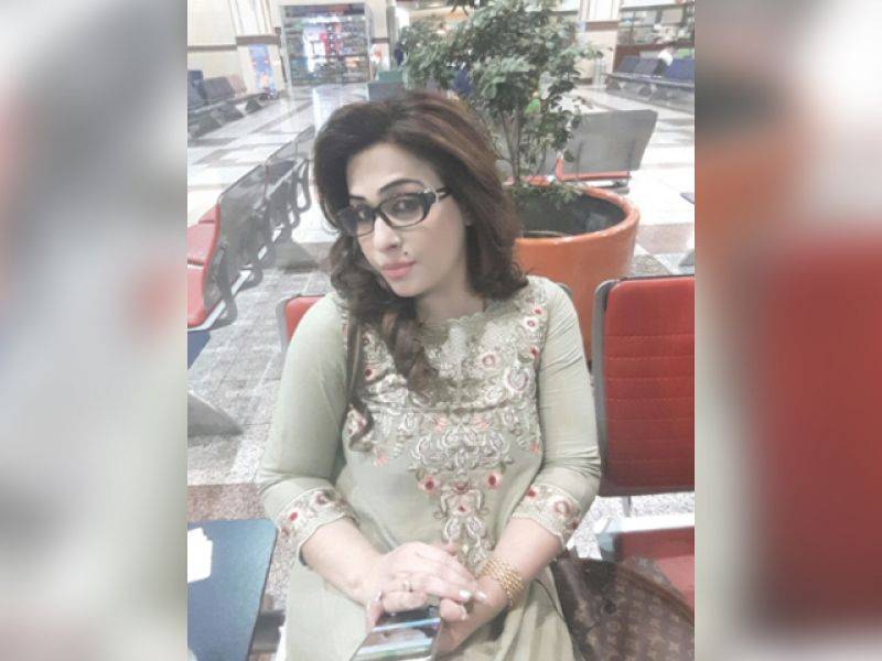  اداکارہ ہنی شہزادی نےجان سے مارنے کی دھمکیاں دینے پر ایک شخص کے خلاف مقدمہ درج کرا دیا