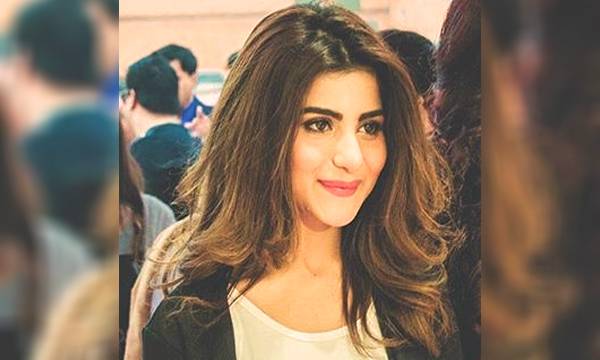  فلم ’موٹر سائیکل گرل‘ میں سوہائے علی ابڑو مرکزی کردار ادا کرتی نظر آئیں گی