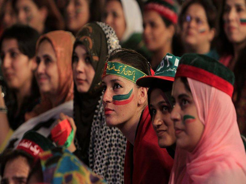  نوشہرہ میں پی ٹی آئی کے جلسے کے لیے تیاریاں مکمل، عمران خان خطاب کریں گے