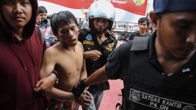 انڈونیشیا میں 200 قیدی جیل توڑکر فرار،70دوبارہ گرفتار