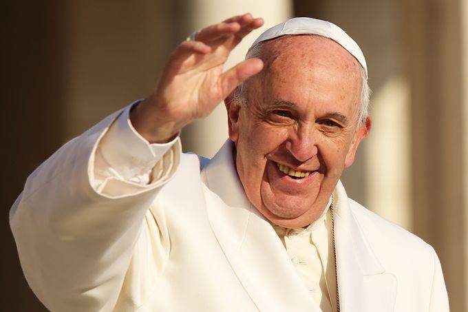 پوپ فرانسس نے بموں کی ماں کو تنقید کا نشانہ بنا دیا