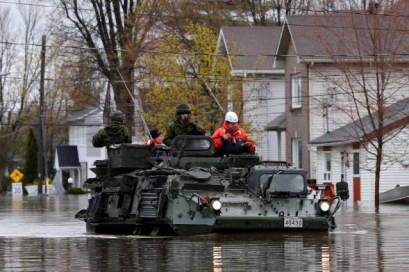 کینیڈا میں فوج ہزاروں افراد کوسیلاب سے بچانے کے لئے متحرک ہو گئی 
