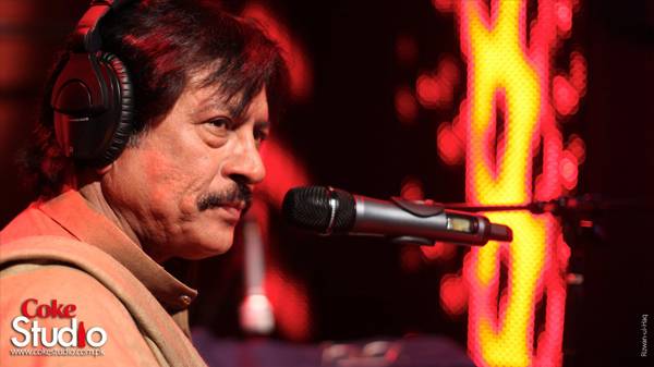 عطا اللہ عیسیٰ خیلوی کولاہور میں ٹریفک آگاہی مہم میں شامل کر لیا گیا، پیغام ریکارڈ