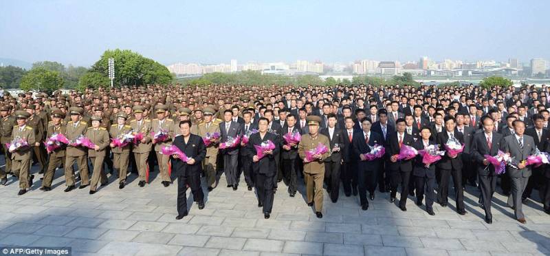 شمالی کوریا :بیلسٹک میزائل بنانے والے سائنسدانوں کا شاندار استقبال
