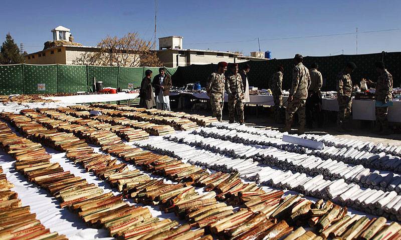 سکیورٹی فورسز کی بروقت کارروائی ، بڑی تعداد میں اسلحہ برآمد 
