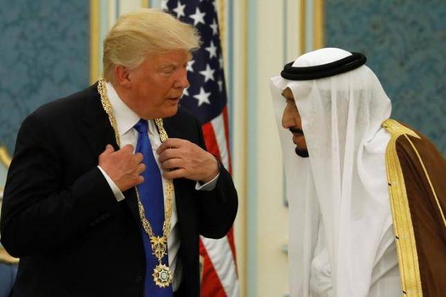 سعودی عرب نے امریکی صدر ٹرمپ کو اعلٰی ترین شہری اعزاز سے نواز دیا‎